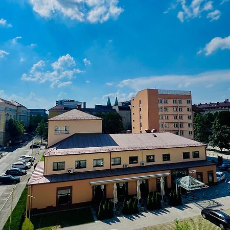 Hotel Piramida Máribor Exterior foto